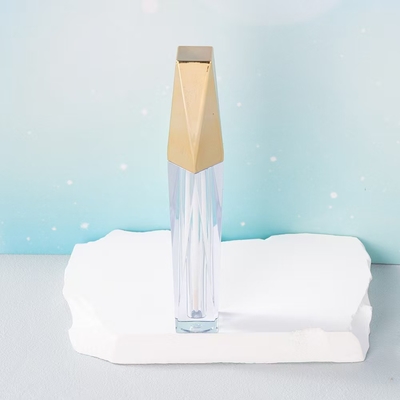 4.5ml Khẩu kính môi màu tùy chỉnh với ứng dụng viên đũa quạt không đều hình dạng