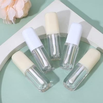 Bụi kính môi hình vuông, nhỏ gọn và hấp dẫn