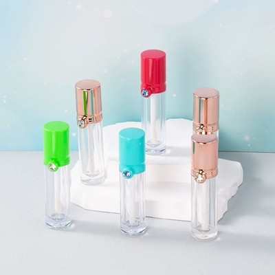 4ml ống kính môi bằng nhựa với nắp khoan, màu sắc tùy chỉnh và in logo