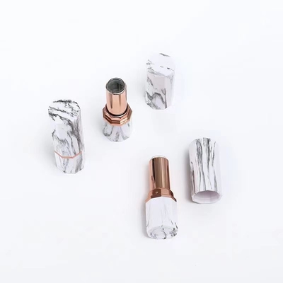 Sản xuất thùng chứa ống màu môi hình lục giác 5g cho gói mỹ phẩm