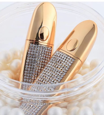 Giải pháp đóng gói mỹ phẩm hình bầu dục 10g ống son môi với nắp vít và chi tiết rhinestone