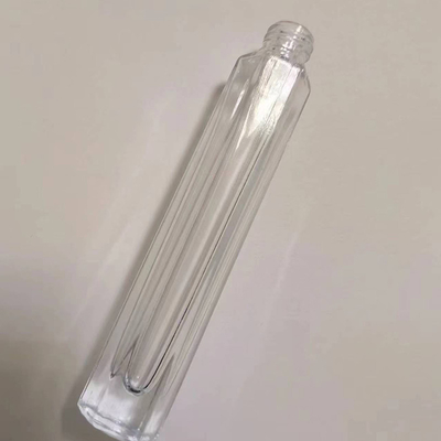 10ml chai nước hoa thủy tinh tùy chỉnh với bơm phun và trên nắp