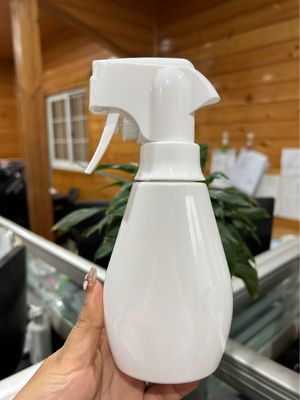 Nhập khẩu PP vật liệu liên tục kích hoạt Spray chai với màu sắc tùy chỉnh và 10000pcs MOQ